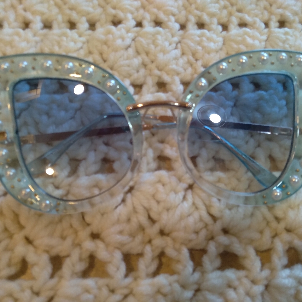 Super cute Car Eye Sunglasses!!